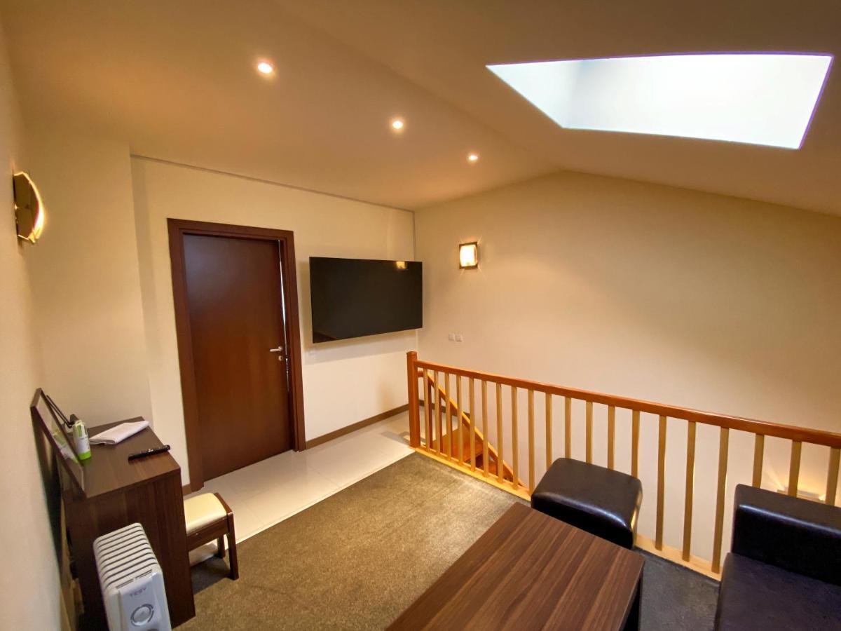 Aparthotel Sunny Duplex With Spectacular View In Terra Complex Razlog Esterno foto